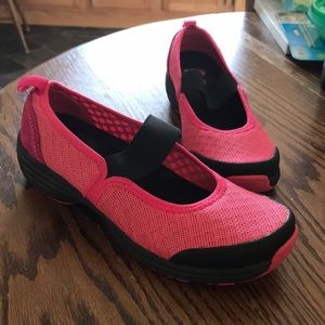 Pink Sanita lite serenity flat size 38